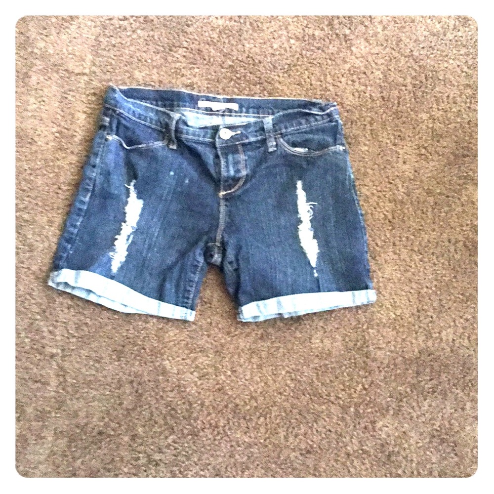 Blue jeans, shorts.